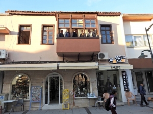 Çeşme Chp, Yeni Yılda Yeni Yerinde