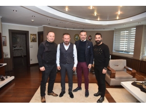 Başkan Doğan Ziyaretçileri Kabul Ediyor