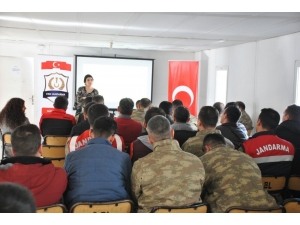 Jandarmadan, “Suç Mağduru Çocuklar” Konulu Eğitim Semineri