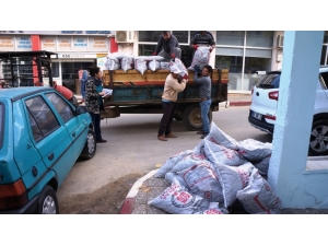 Sarıgöl’de Bin Aileye Kömür Yardımı