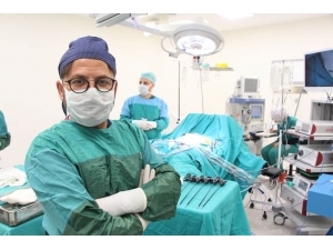 Bin Hastanın 48 Ton Göbek Yağını Ameliyatla Eritti