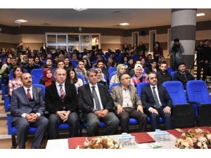 Vali Çeber, Öğrencilere Tecrübelerini Aktardı