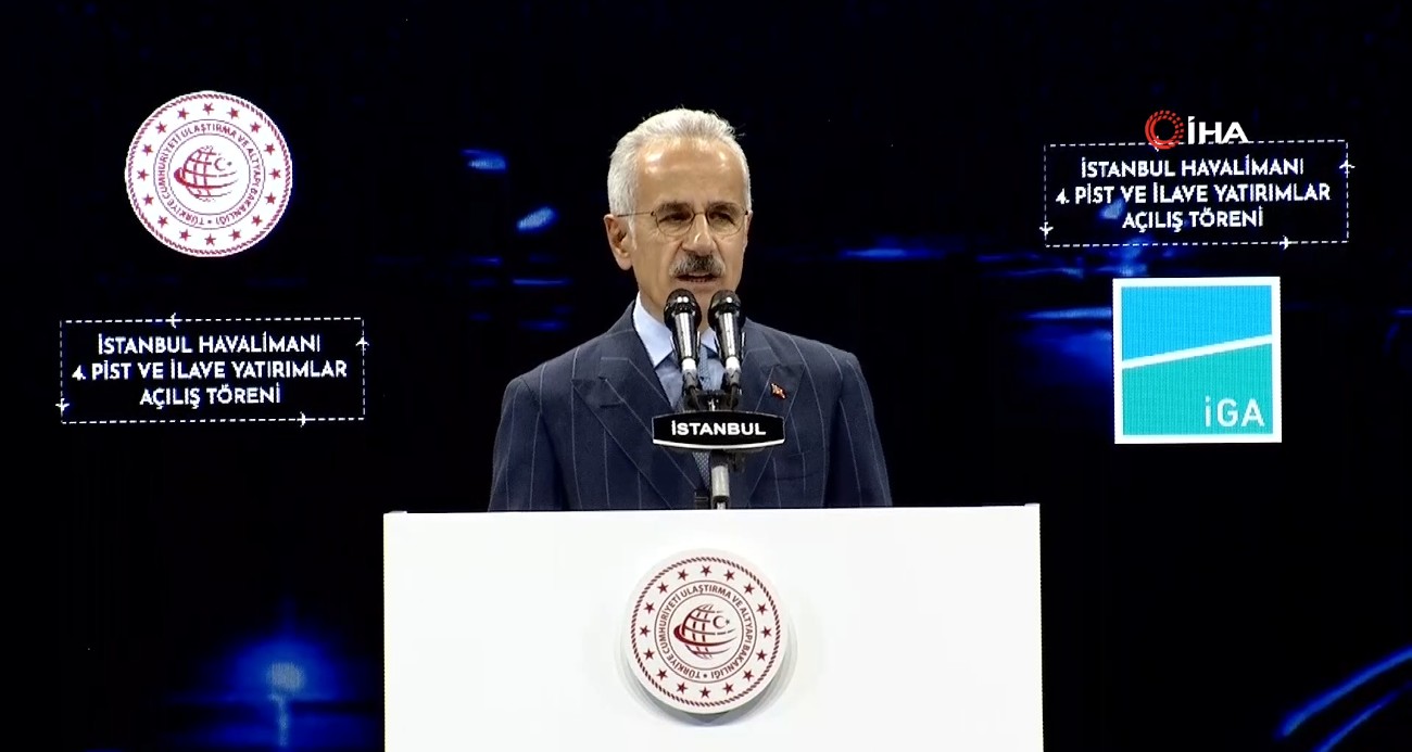 bakan-uraloglu-2-bin-820-metre-uzunlugundaki-yeni-pistle-toplam-pist-sayisi-6-ya-yukseldi