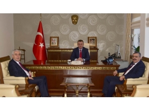 Vali Büyükakın’a Ziyaretler Devam Ediyor