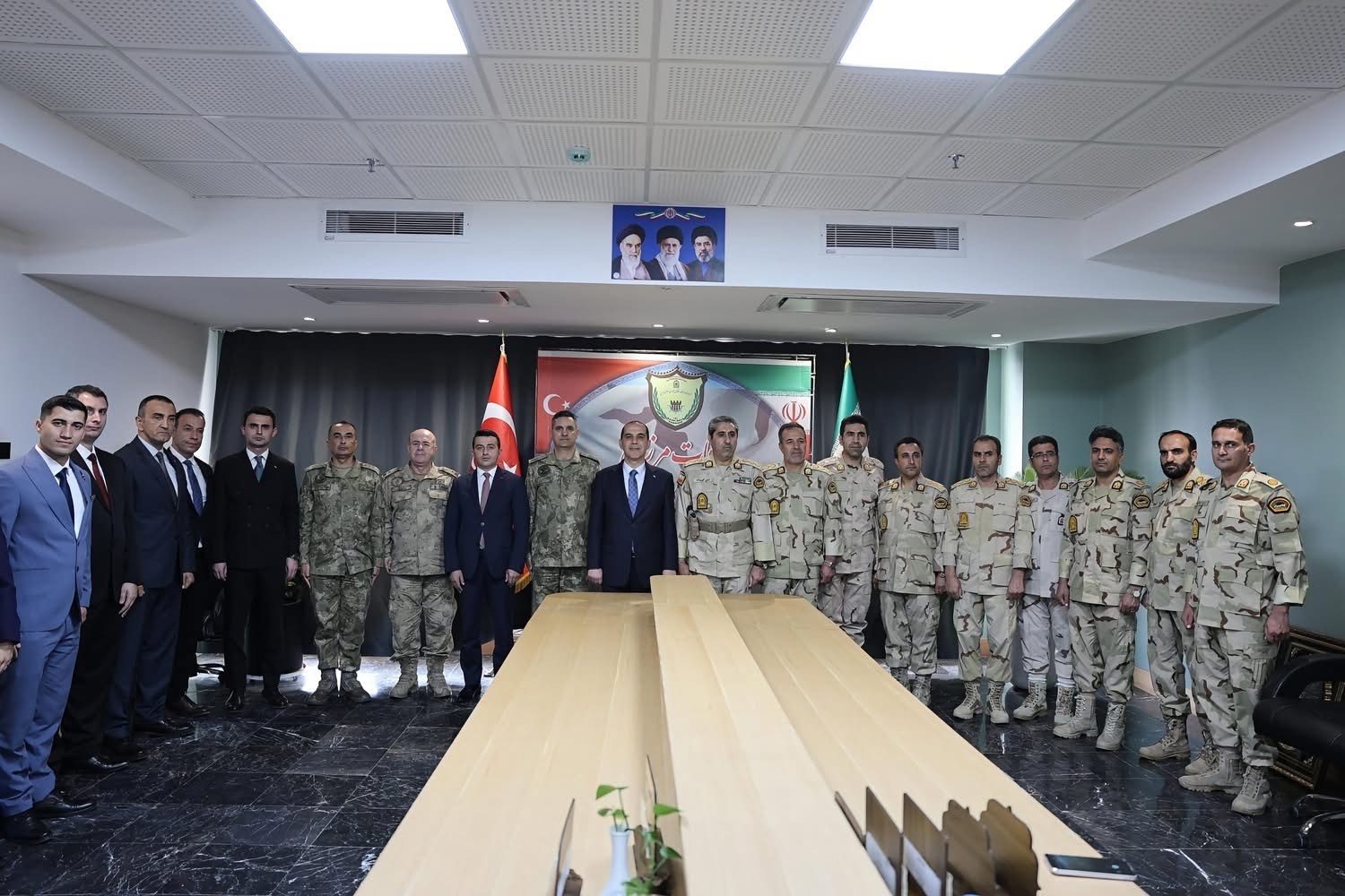 igdir-ve-maku-heyetleri-sinir-guvenligini-gorustu