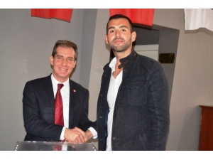 Ayvalık Chp Gençlik Kollarına Yeni Yönetim