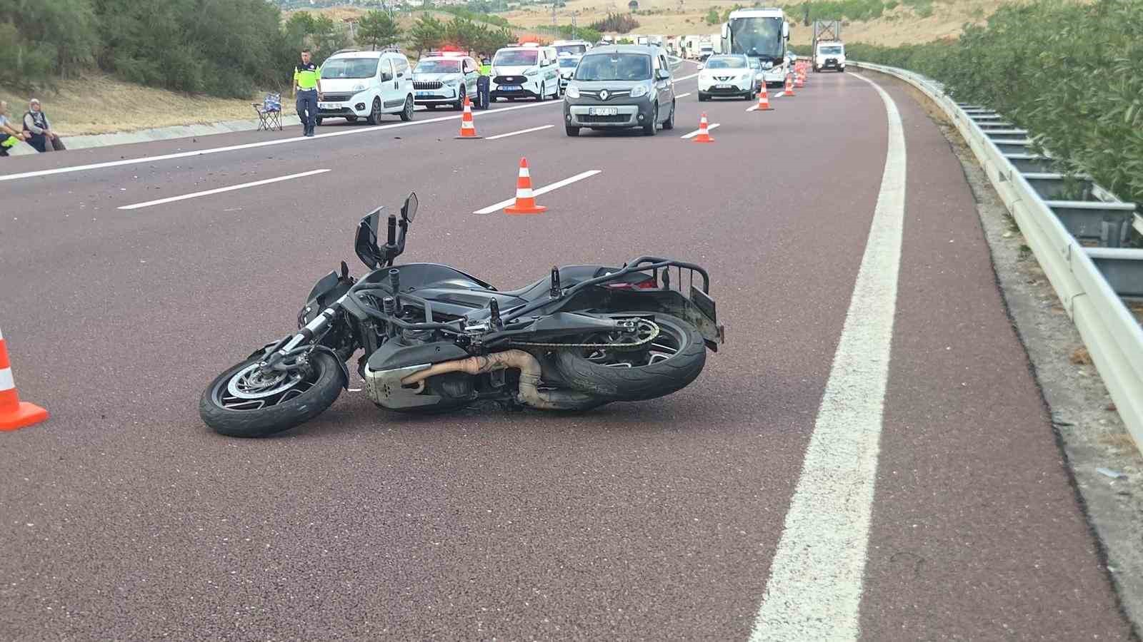 kamyona-carpan-motosiklet-surucusu-hayatini-kaybetti