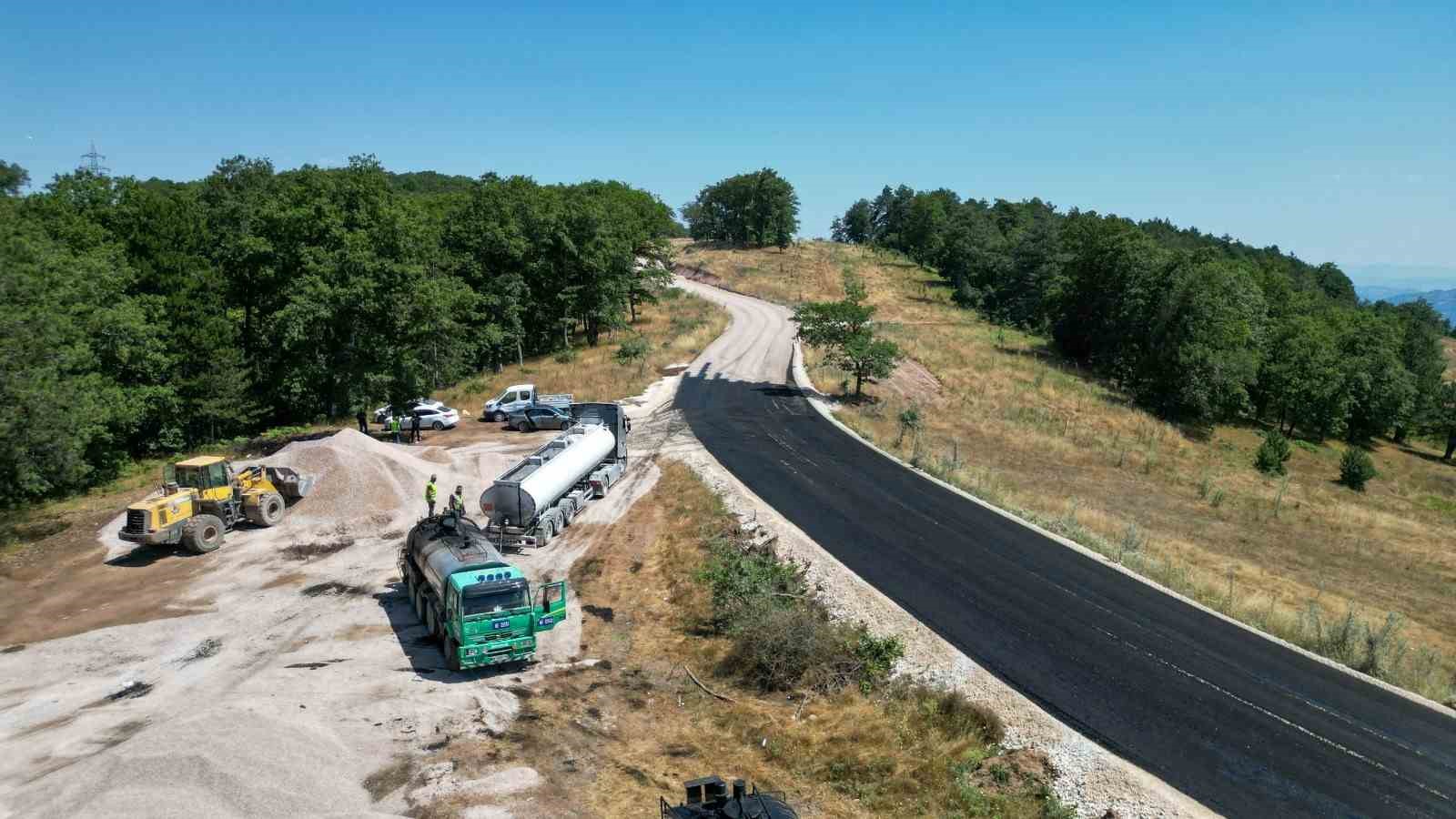 buyuksehir-3-ilcede-50-kilometrelik-yolu-yeniledi