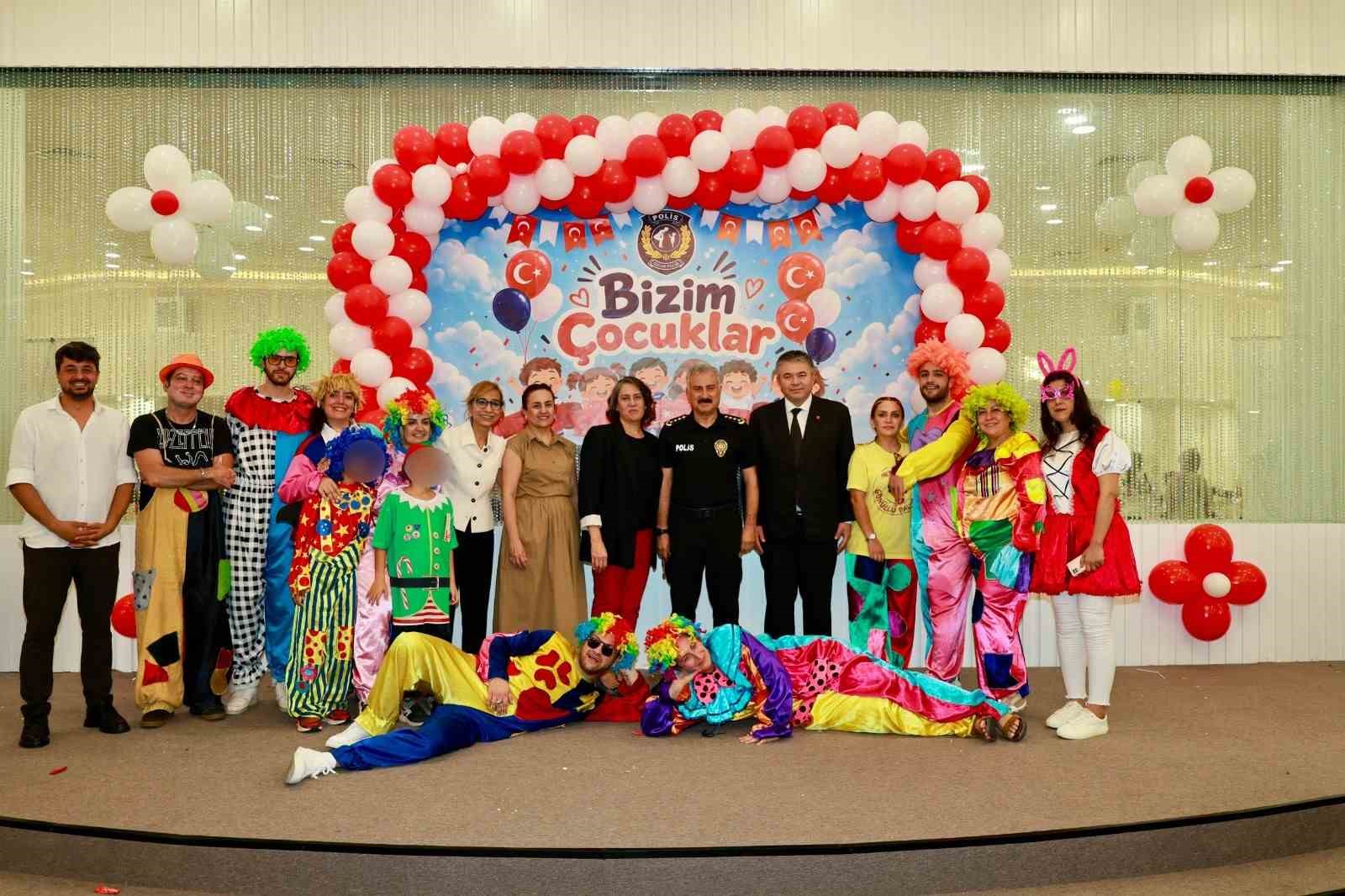 mersin-emniyetinden-cocuklara-ozel-etkinlik