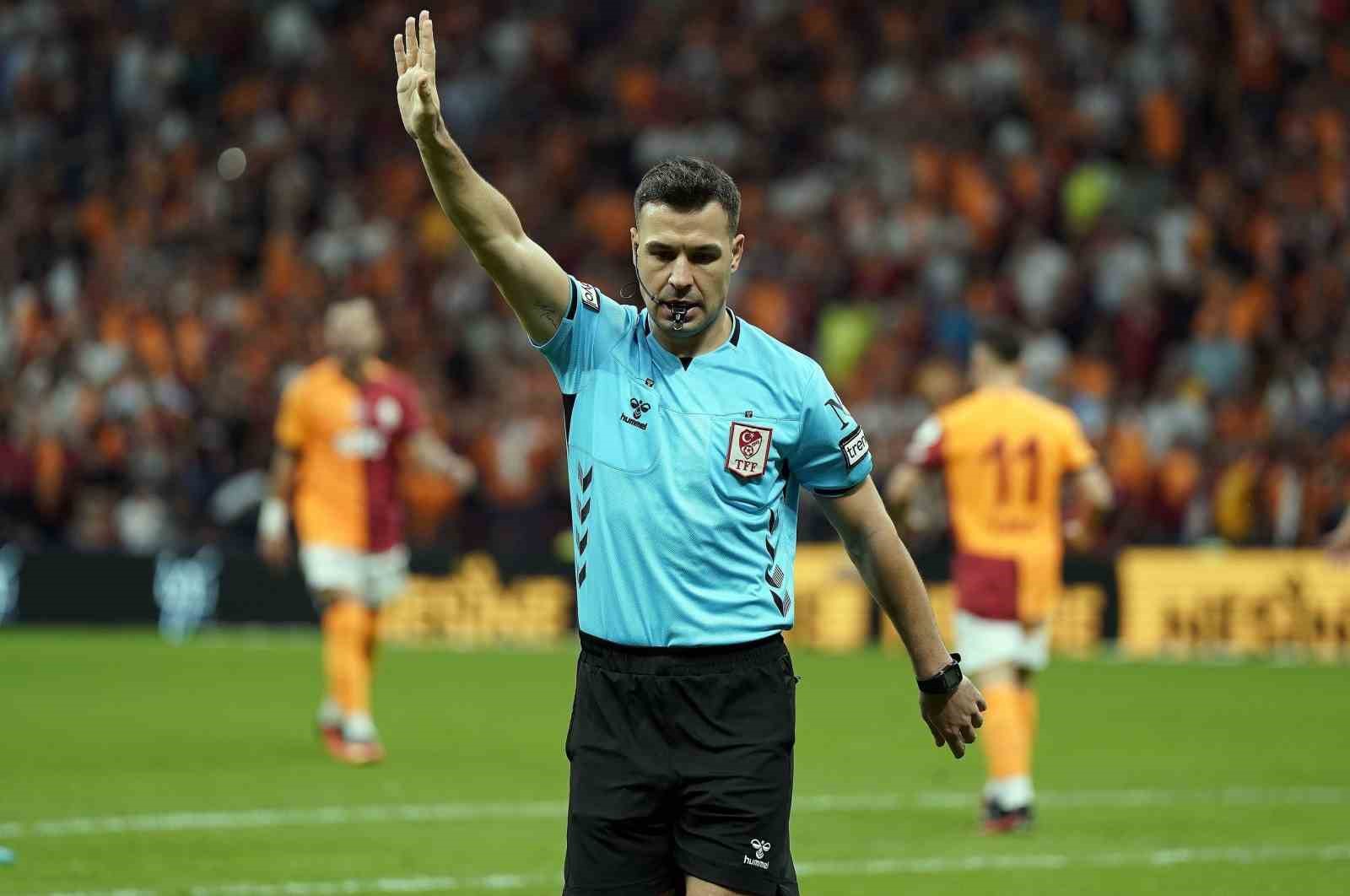 atilla-karaoglan-ajax-shelbourne-macinda-duduk-calacak