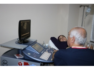 Anne Karnındaki Bebeğe Operasyon