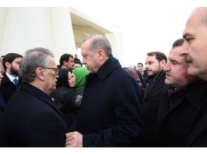 Cumhurbaşkanı Erdoğan Ve Eşi Emine Erdoğan, Yılmaz Ailesine Başsağlığı Diledi