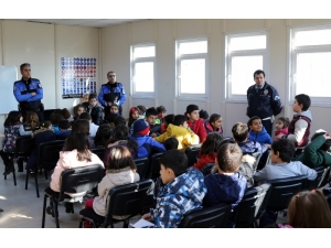 Minikler Hem Eğlendi Hem Trafik Kurallarını Öğrendi