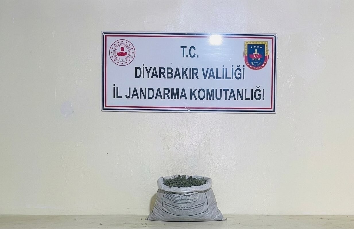 diyarbakir-da-19-kilo-800-gram-esrar-ele-gecirildi