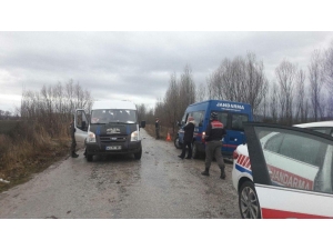 Çavdarhisar’da Taşımalı Okul Servisleri Denetleniyor