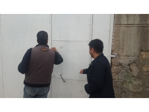 Seyirciler Maça Girebilmek İçin Dakikalarca Kapı Çaldılar