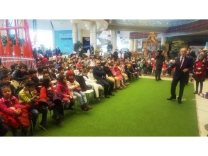 Suriyeli Çocuklar Suriyeli Astronotla Buluştu