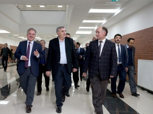 Saü İlahiyat Fakültesi Yeni Yerine Taşındı