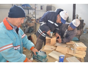 Seyitgazi Belediyesi’nden Kuşlara Sıcak Yuvalar