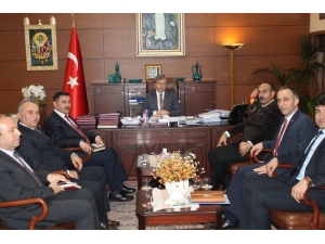 Tavuk Çiftliğindeki Artıklardan Enerji Elde Edecekler