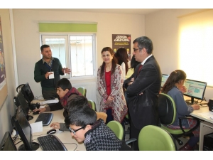 Başkan Vekili Yücel’den Tegv Muradiye Öğrenim Birimine Ziyaret