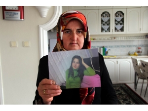 5 Yıl Önce Sırra Kadem Basan Genç Kızın Kaybolmasında Fetö Şüphesi