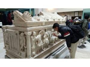 Mülteci Gençler Kütahya’nın Tarihi Yakından Tanıdı