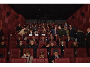 Gazilerle Birlikte ‘Ayla’yı İzlediler