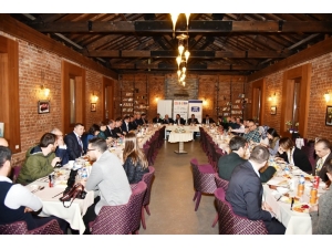 Moldovalı Belediye Başkanları İzmit’i Gezdiler