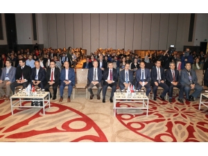 Adana’da "İnsan Kaynakları Yönetimi Zirvesi"