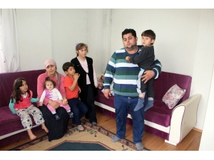 İşsiz Baba 5 Çocuğuyla Sokakta Kalacak
