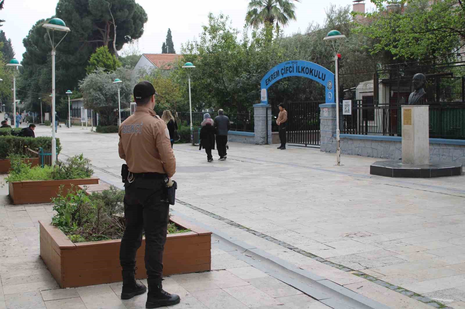 aydin-da-okul-cevrelerinde-ilk-gun-denetimi