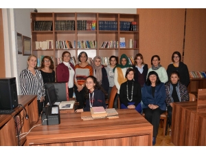 Eski Mezunlar Okullarına Sahip Çıkıyor