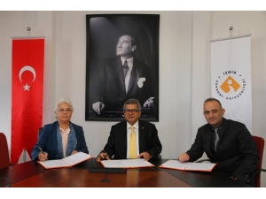 İzmir Ekonomi’den Esbaş İle Eğitim İşbirliği
