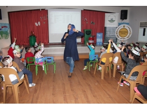 Miniklere Geri Dönüşüm Eğitimi