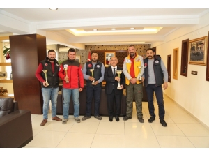 Off Road Kulübü’nden Niğde Belediye Başkanı Özkan’a Teşekkür Ziyareti