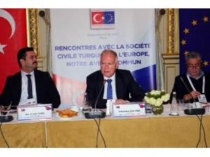 Paris’te Türkiye-ab Sivil Toplum Ve Medya Buluşması