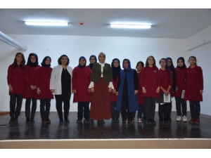 Bilecik Kız Anadolu İmam Hatip Lisesi’nde “Dünya Arapça Günü” Kutlandı