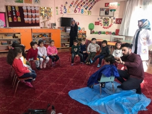 Minik Öğrenciler Tıraş Fobisini Yendi