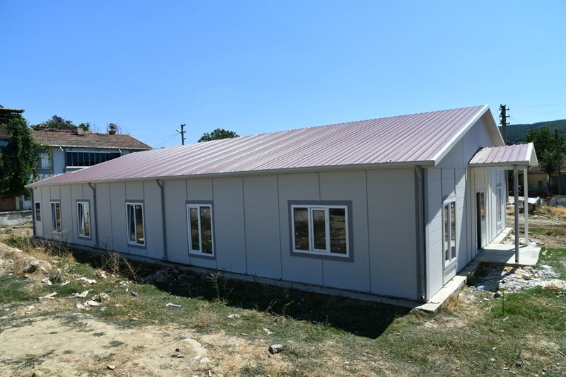 koy-okulu-depreme-karsi-yenilendi