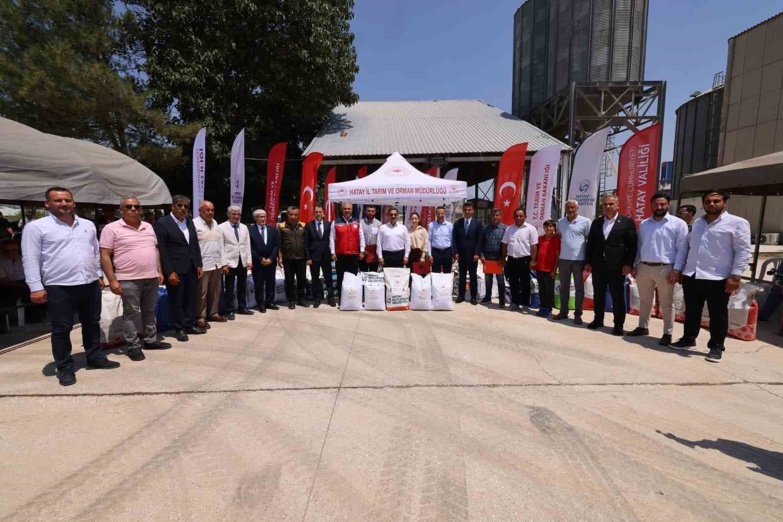 kirikhan-da-30-milyon-liralik-tohum-destegi-ureticilere-ulastirildi