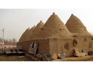 Tarihi Kümbet Evleri Koruma Altına Alınacak