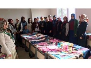 Andırın’da Tığ Oyası Sergisi Açıldı