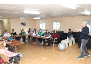 Antrenörlere Sağlıklı Yaşam Semineri