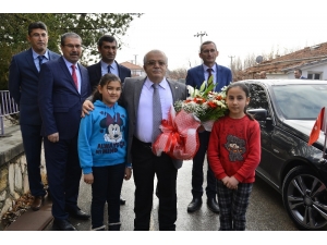 Vali Necati Şentürk: “Göçmen Çocukların Eğitimlerini Önemsiyoruz”