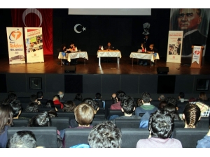 Agü Rektörü Sabuncuoğlu Tekden Lisesi Öğrencilerinin Sorularını Cevapladı