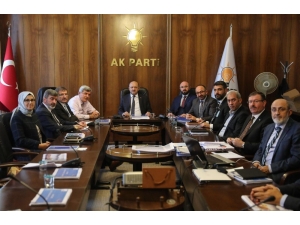 Başkan Üzülmez Projelerini Ankara’da Anlattı