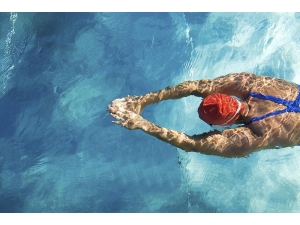 "Yüzmek Skolyozu Olumsuz Etkileyebilir"