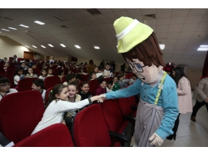 Çocuklar Toplu Ulaşım Kurallarını Öğreniyor