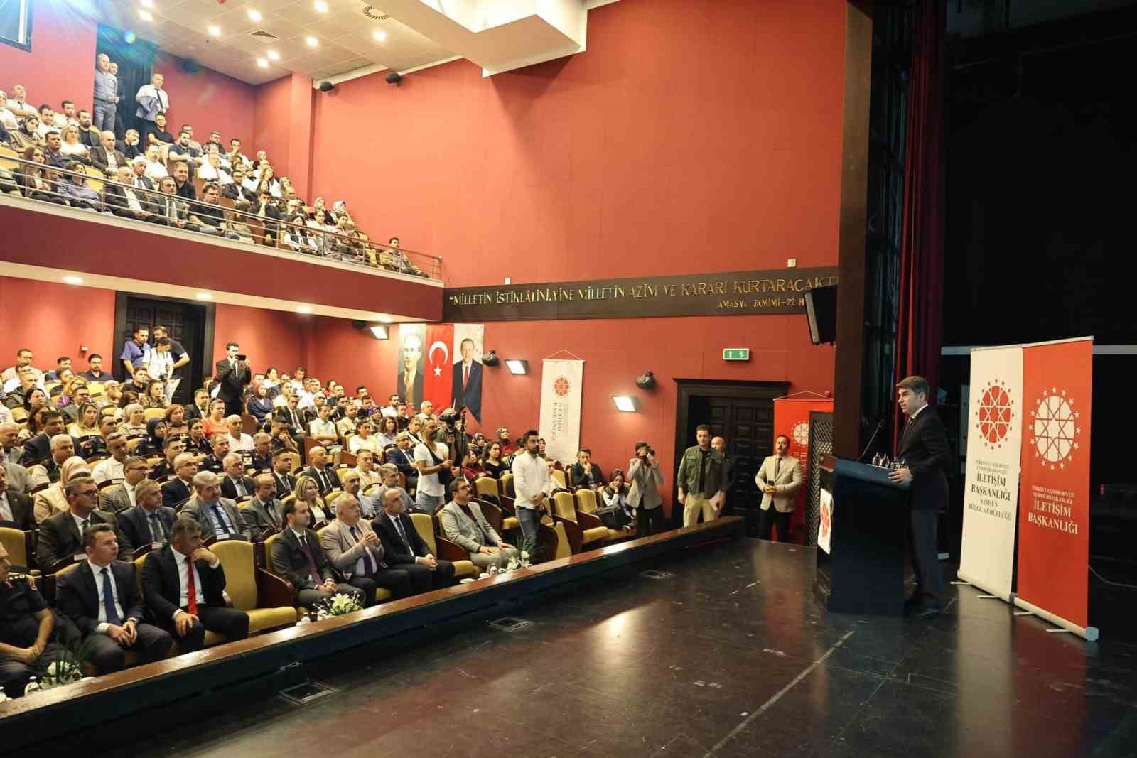 cumhurbaskanligi-iletisim-baskanligindan-amasya-da-iletisim-ve-dezenformasyon-egitimi